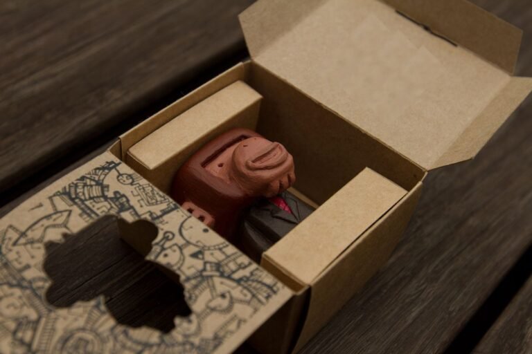 how-to-create-custom-action-figure-packaging